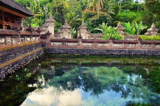 3-Day Private Sightseeing Tour of Bali with Hotel Pickup - Day 1: Tohpati batik, Celuk gold and silver, and the art around Batuan