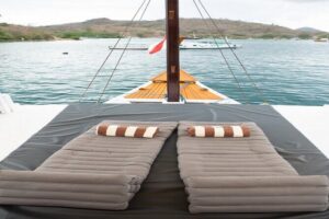 3Days Komodo Tour By Private Boat for 4 pax - Day 1: Kelor Island swim, Rinca dragons, Kalong flying fox sunset