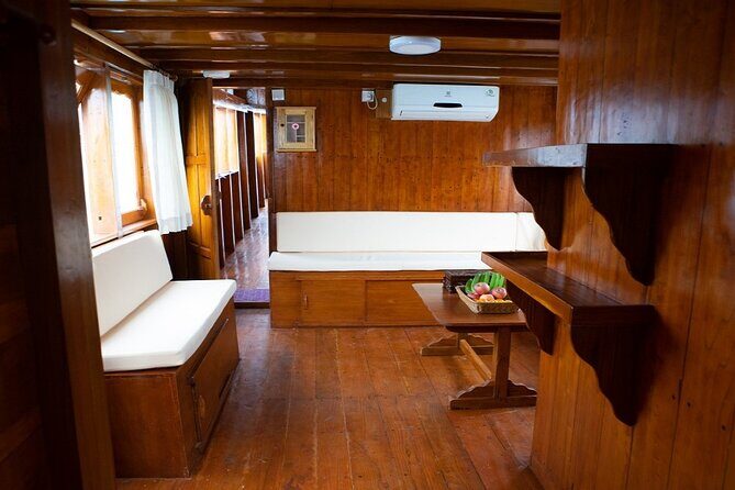 3Days Komodo Tour By Private Boat for 4 pax - Who should book this Komodo private boat tour