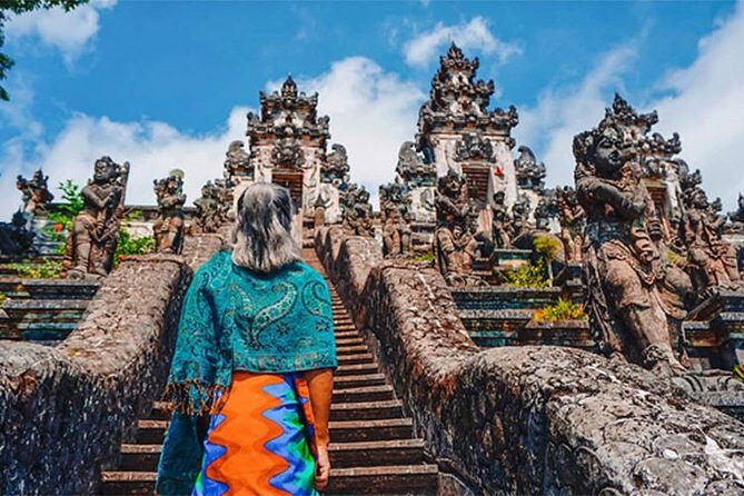 Amazing Private Tour: Lempuyang temple, Tirta gangga, Tukad cepung waterfall - Penataran Agung Lempuyang Temple: getting the gate shots without losing the morning