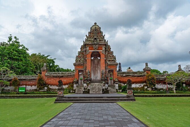 Bali Charm: Full-Day Bedugul and Tanah Lot Tour (UNESCO) - All Inclusive Tickets - Taman Ayun Temple: a royal garden-temple that feels calm on purpose