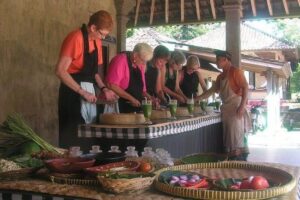 Bali Cooking Class with Culture Experience - Coffee, pisang goreng, and Dewa’s home-life lesson