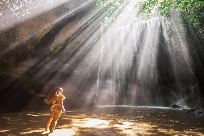 Bali Inclusive Tour: Best Waterfalls Around Ubud Area - Tegenungan Waterfall: Popular, Convenient, and Walkable