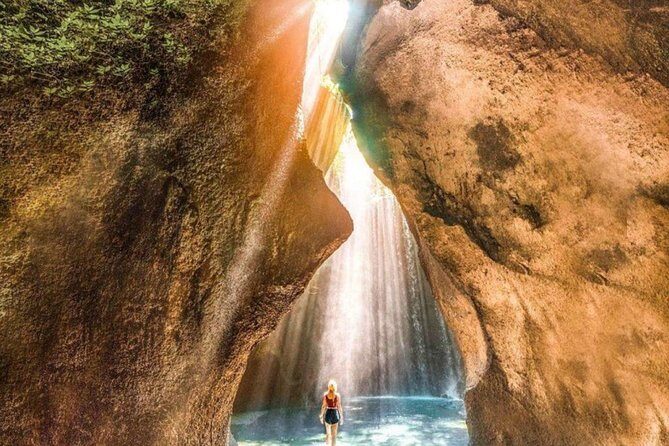 ️ Bali Instagram Tour: The Most Famous Spots (Private & All-Inclusive) - Tukad Cepung Waterfall: a waterfall reached by real paths