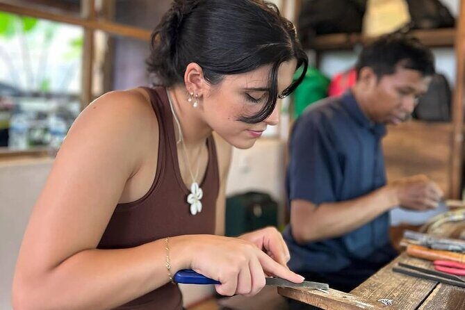 Bali Jewelry Silver Class in Uluwatu with Gold Plating Option - Choosing the Right Time Slot in Uluwatu