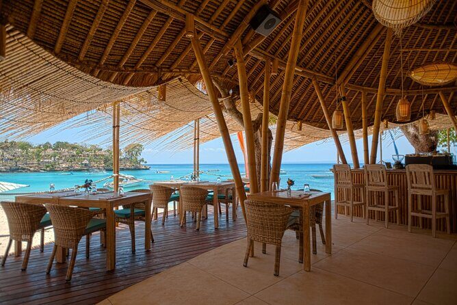 Bali Lembongan Island Beach Club Day Trip - Stop 3: Mushroom Bay and Hai Tide Beach Resort (Where the Day Lives)