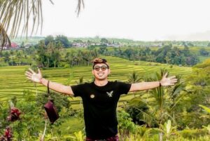 Bali : Private Car Charter with English Speaking Driver - Hotel Pickup in Ubud (and South Bali) Is the Real Win