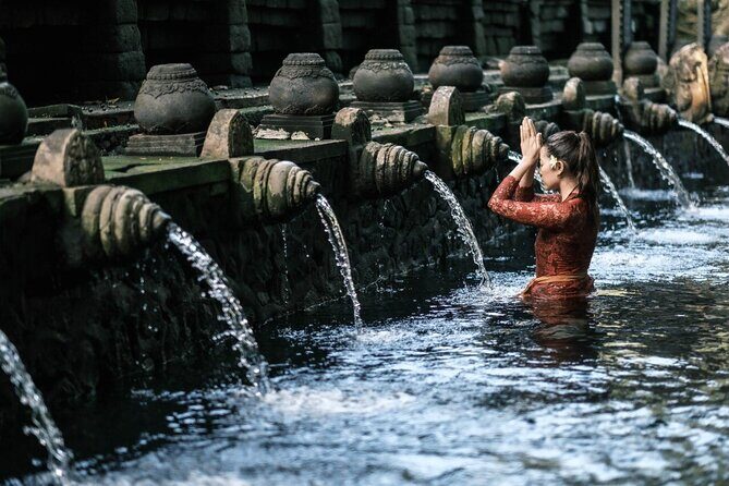 Bali Private Tour - Best of Ubud - All Inclusive - The craft stops: batik painting, silver smith, and painting time