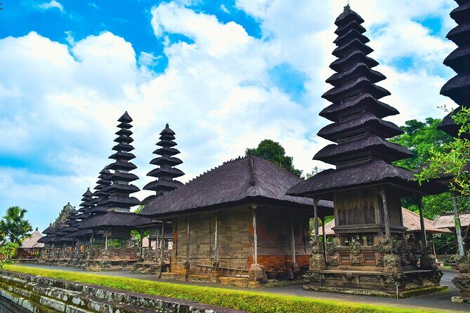 Bali Pura Taman Ayun Temple, Monkey Forest & Tanah Lot Excursion - Guides and English: Why It Can Make or Break the Day