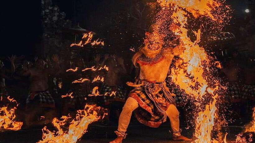 Bali: Ubud Kecak and Fire Dance Show Tickets - The Fire Dance Finale: The Moment Everyone Waits For