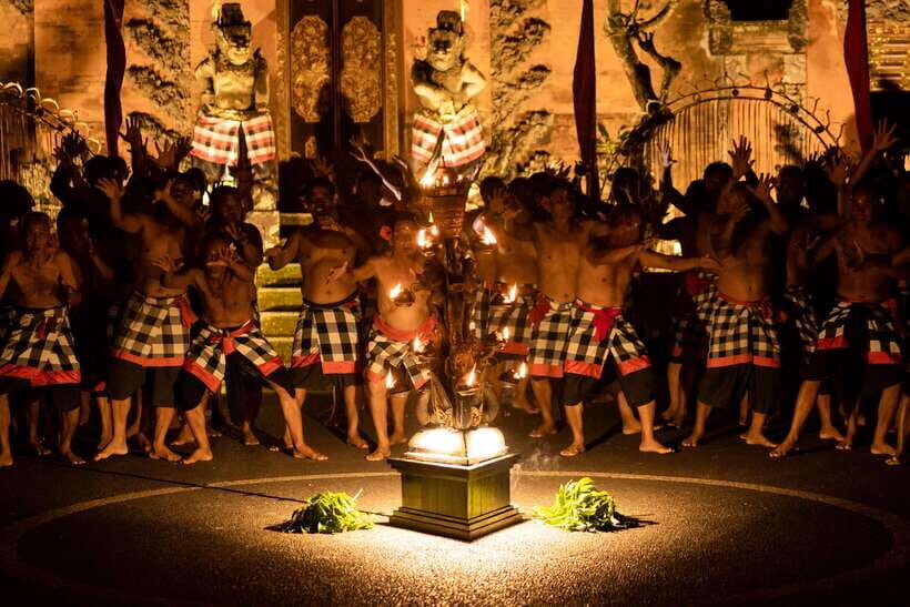 Bali: Ubud Kecak and Fire Dance Show Tickets - How to Make the Most of the Atmosphere (Without Being That Person)