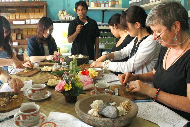 Bali Ubud Paon Cooking Class - Lunch is part of the lesson, not an afterthought