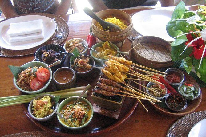 Bali Ubud Paon Cooking Class - Transfers, timing, and group size in Ubud: make it friction-free
