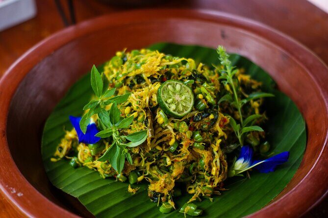 Balinese Vegan Cooking Class with Fresh Harvesting & Garden Tour - The 4-course vegan lunch: what you’ll leave with