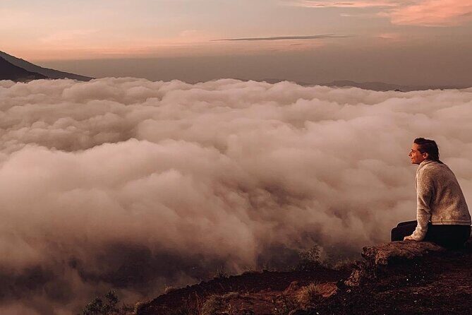 Batur Hike : Mount batur Sunrise Hike & Natural Hotspring - Summit sunrise and breakfast: steam, photos, and a proper payoff
