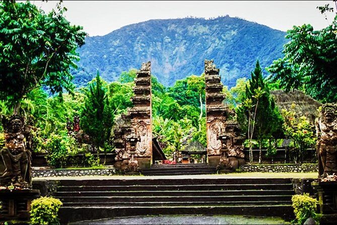 Beauty Of West Bali Tour (Private and All Inclusive) - Stop 2: Taman Ayun Temple at a royal-temple pace