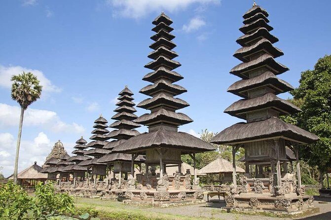 Beauty Of West Bali Tour (Private and All Inclusive) - Stop 3: Ulun Danu Bratan Temple and lake-view photos