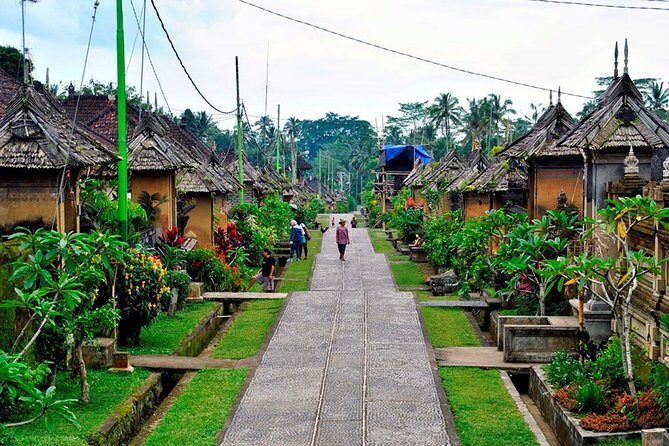 Besakih Temple Tour - Traditional Bali Village - All Inclusive - Kehen Temple (Pura Kehen): A Quiet 13th-Century Temple Under an Ancient Banyan