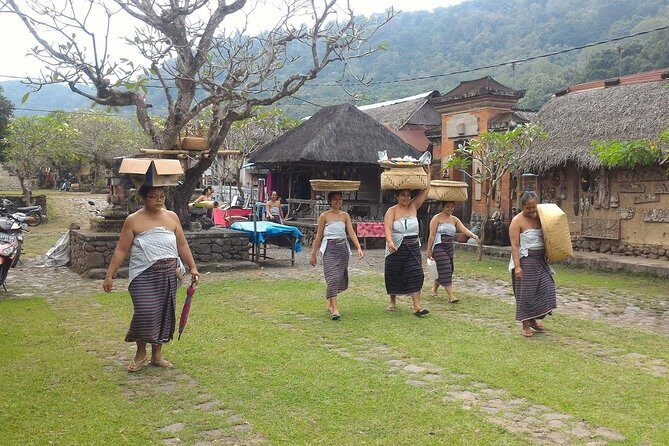 Best East Bali Tour - Virgin Beach: the calm finish with sunbed and umbrella