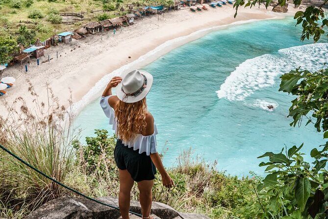 East Nusa Penida With Tembeling Beach Natural Pool - Private tour - Private tour comfort: AC transport, English-speaking driver, and fewer crowds