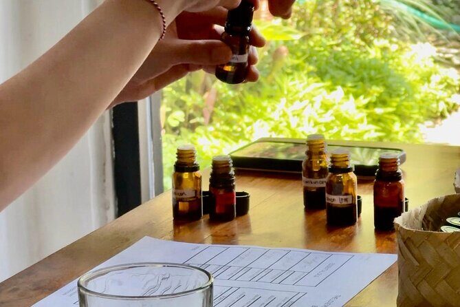 Essence Alchemy Workshop: create self-love blends in Ubud - Private size in a small space: the real experience vibe