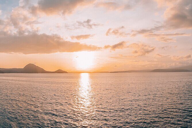Full-Day Adventure Tour to komodo Island with join Speed Boat tur - Kanawa Island: the easy swim-to-relax finish