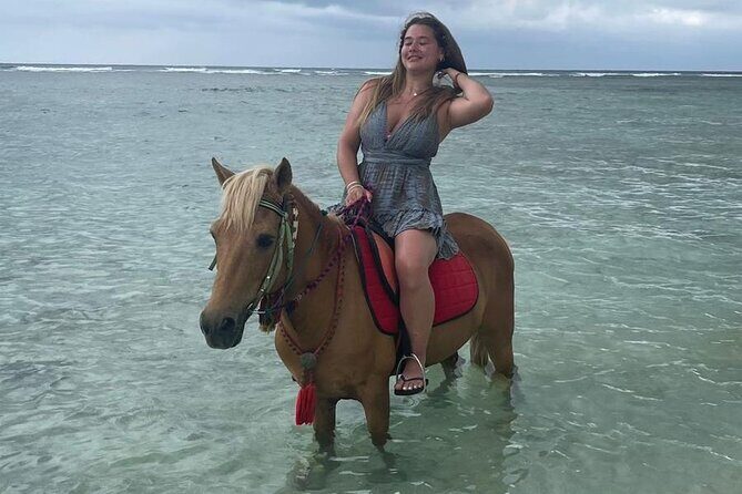 Horse Ride On The Beach Gili Islands - What you’ll see: beach scenery and sunset photo stops