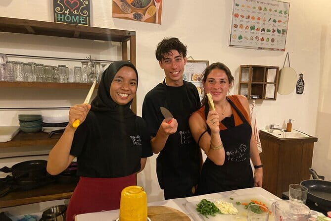 Indonesian Food Cooking Class of Gili Air - Pick your menu: Intro, Four of a Kind, or Super Six
