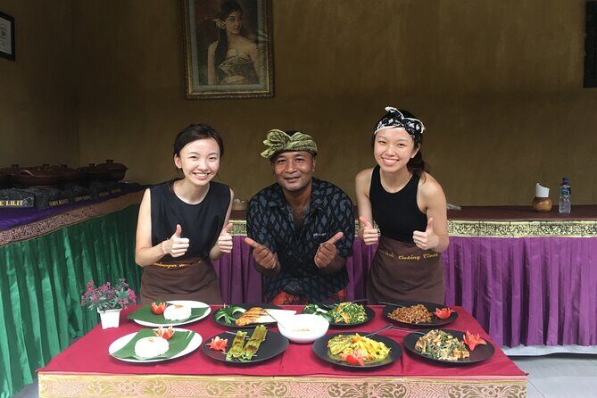 Jambangan Bali Cooking Class - Rice paddy glimpses and daily work you can actually see