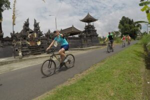 Kintamani Cultural and Nature Cycling Tour ( Manual Bike ) - From Ubud Pickup to Greenbike Adventure Coffee Break