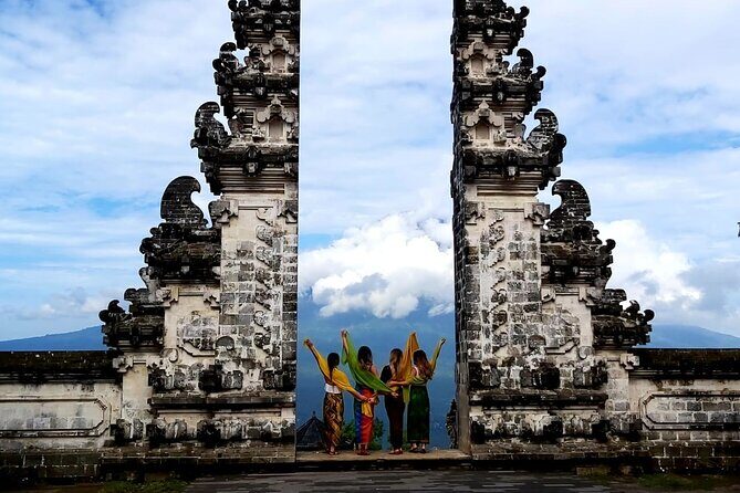 Lempuyang Tour : Heaven gate, Tirta Gangga, Goa Raja waterfall - Who should book this Lempuyang-Tirta-Abang-Goa Raja day?