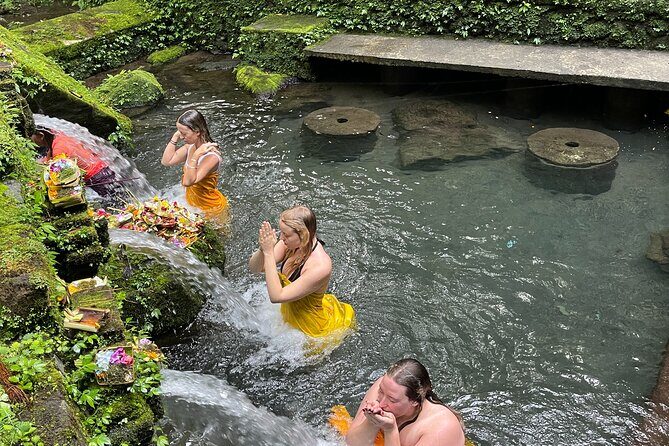 Meditate with a Shaman - Breakfast in Ubud: fueling the day without breaking the mood