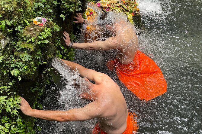 Melukat Purification Ceremony at Mengening Temple - Dress rules and what to bring: your prep checklist