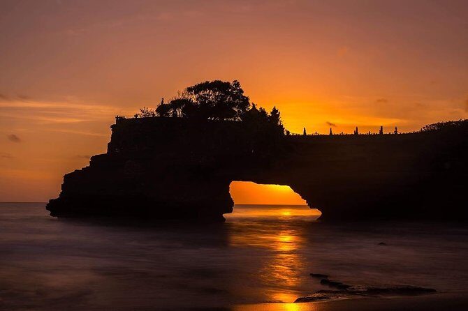 More Complete: Discover Bali In 3 Days Private Tour Package - Day 1 in Ubud: Monkey Forest, Tirta Empul, Ulu Petanu, Tegalalang