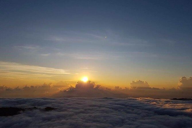 Mount Batur Sunrise Hike and Hidden Waterfall - Guides on the mountain: what “good support” looks like
