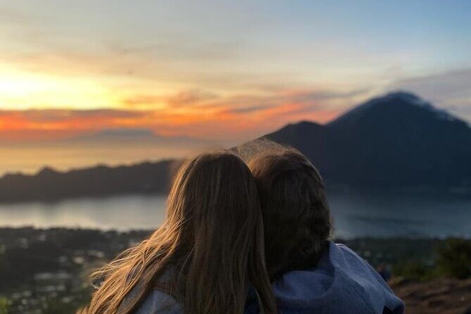 Mount Batur Sunrise Hike, Breakfast & Hot Spring - Why Mt. Batur Sunrise Starts With Flashlights