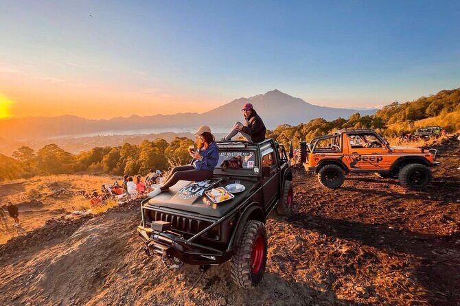 Mount Batur Sunrise Jeep Tour with Natural Hot Spring - Mount Batur Sunrise + Simple Breakfast: The Main Event