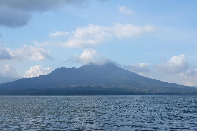 Mount Batur Sunrise Trekking Private All Inclusive - Gear and Packing: What Actually Matters for a Cold, Sandy Climb