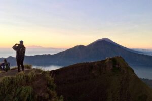 Mount Batur Sunrise Trekking With Local Guide - Ubud Pickup and Where Aries Meets You