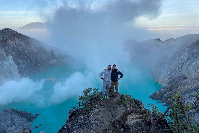 Mount Ijen Crater Tour From Ubud Bali - Gear and what to bring (this is not optional)