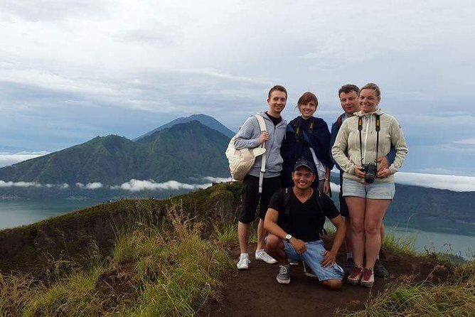 Mt Batur Sunrise, Breakfast & Natural Hot Springs - The extras: coffee plantation stop, bathrooms, and smart spending