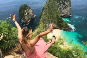 Nusa Penida Beach Day trip by Speedboat - Broken Beach plus Angel’s Billabong: the rock-ring lagoon and the infinity-pool frame