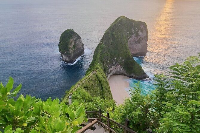 Nusa Penida Day Tour Kelingking Broken and Angels Bay - Timing, weather, and the bumpy-road reality you should plan for