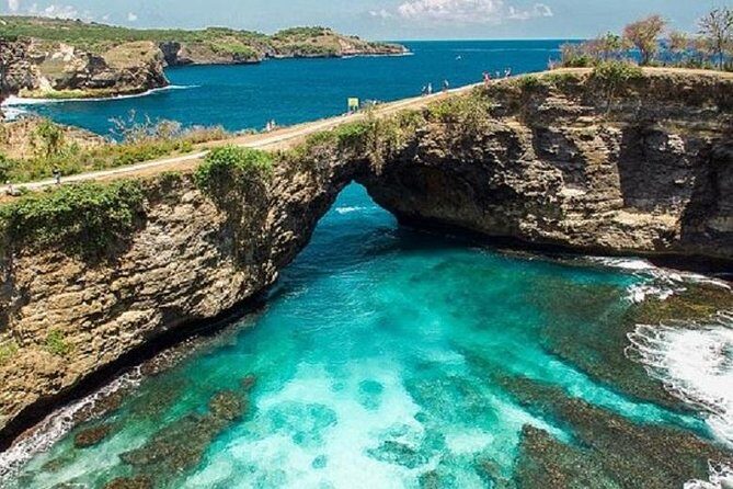 Nusa Penida One Day Trip with All-inclusive - Drivers, English, and the handoff between islands
