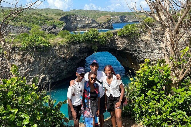 One Day Trip Nusa Penida Bali with All Inclusive - Stop 4: Kelingking Beach—the dinosaur-head icon (and the effort)