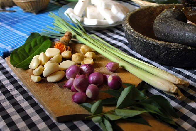 PRIVATE Authentic Balinese Cooking Class in Ubud at Putu's Home - Who this class fits best (and who might want a different option)