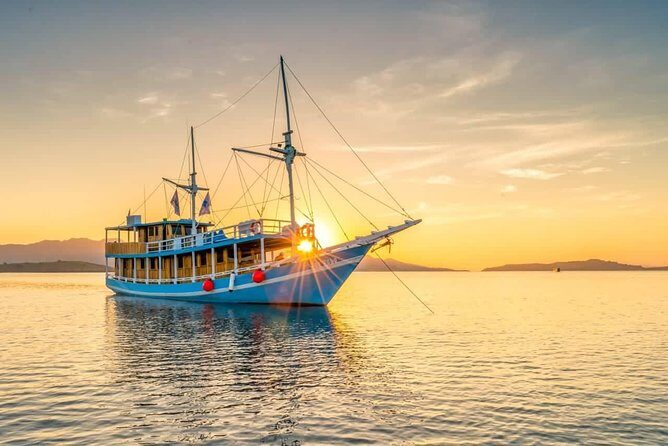 Private boat trip Komodo 2 or more person for 3 days 2 nights, Kelor, Rinca... - Key takeaways before you go