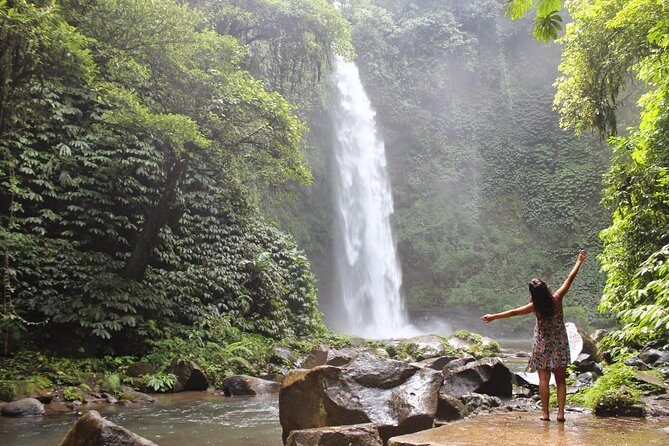 Private Full-Day West Bali Tour with Waterfall Visit - Lake Beratan time: panoramic views without rushing