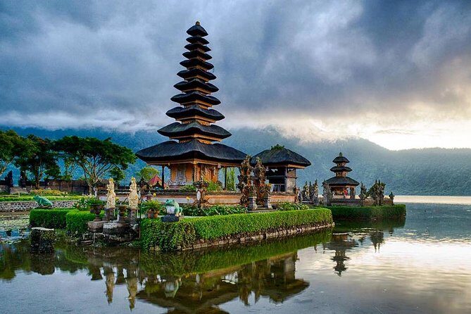 Private Full-Day West Bali Tour with Waterfall Visit - Gitgit Waterfall: the hike, the height, and the swim option