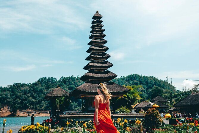 Private Tour: Bali UNESCO World Heritage Sites - Tanah Lot sea temple sunset on the southwest coast